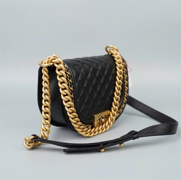 Túi Chanel Boy Hafl Moon đen (GXX509A1) sz15 (HC) +