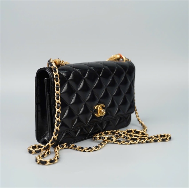 Túi Chanel Woc đen quai tua rua (KJA6P02A) sz17 (HC) +