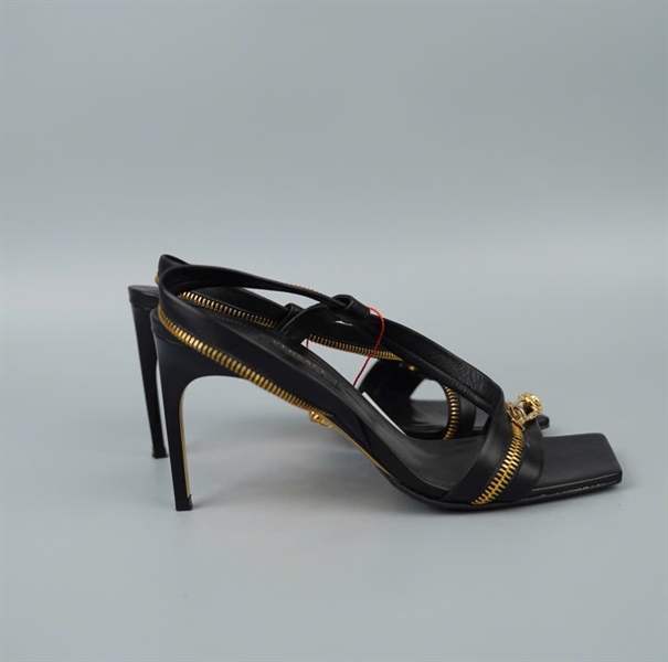 Giày Versace đen đế 9p sz37 KG +