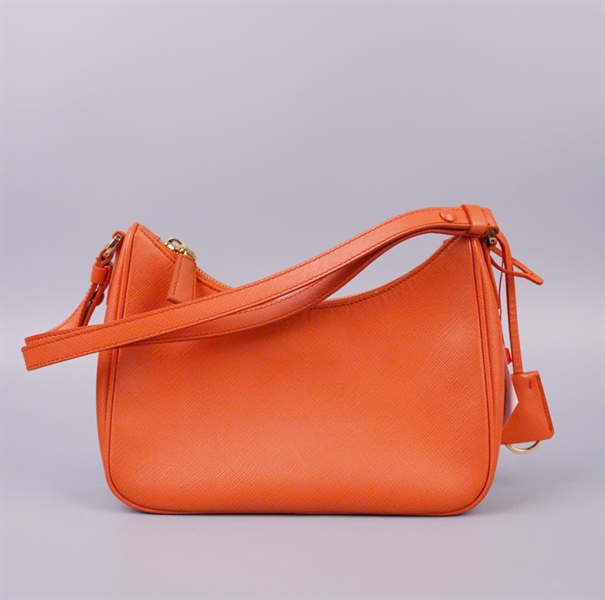 Túi Prada cam sz22 KG +