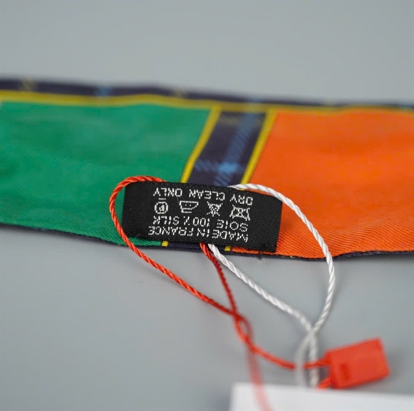 Khăn Hermes xanh quấn strap họa tiết KG +