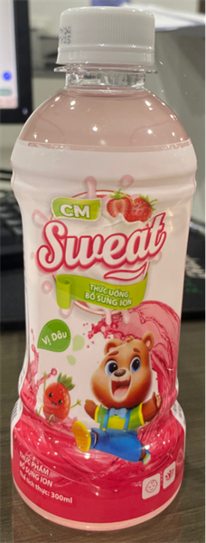 Nước uống bổ sung ion CM SWEAT 300ml - vị dâu - VN