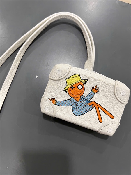 Túi LV trunk màu trắng in hình sz11 KG+