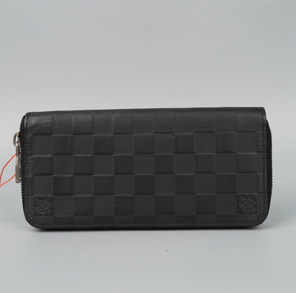 Ví LV ô vuông nổi đen có zip KG+