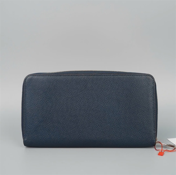 Ví LV xanh có zip KG+