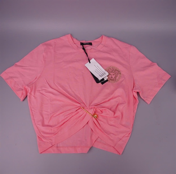 Áo thun Versace màu hồng KG+