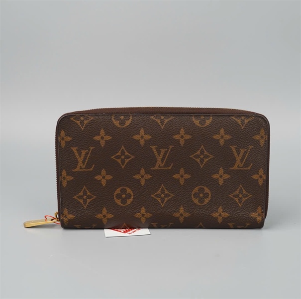 Ví LV hoa nâu có zip +