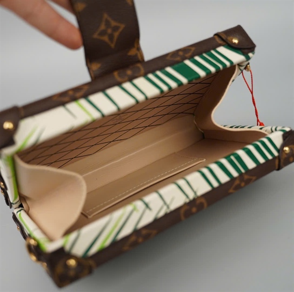 Túi LV Trunk xanh lá viền hoa nâu (PL4135) sz18 (BMC) KG+