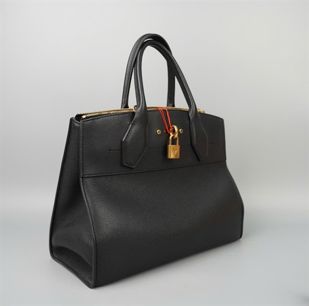 Túi LV Petit màu đen (NZ0147) kèm ổ khóa + 1 chìa sz31 KG+