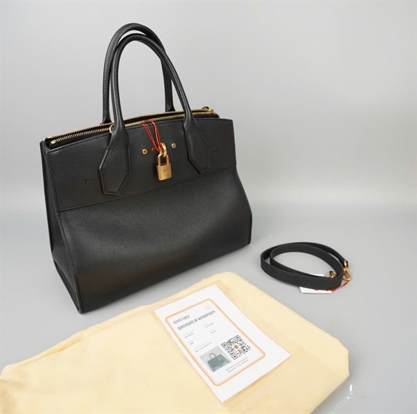 Túi LV Petit màu đen (NZ0147) kèm ổ khóa + 1 chìa sz31 KG+