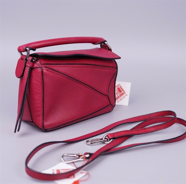 Túi Loewe đỏ (858190) sz17 (BMC) KG+