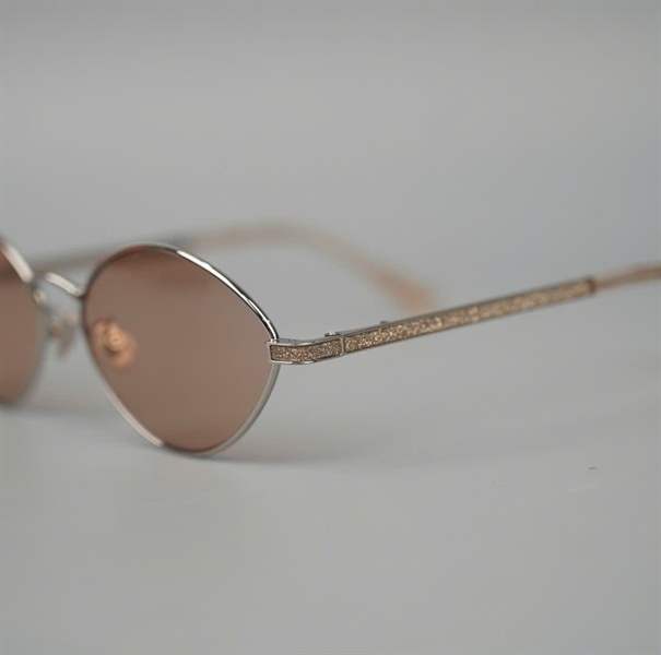 Mắt kính Jimmy Choo hồng gọng bạc kèm strap (9F62S5816) KG+