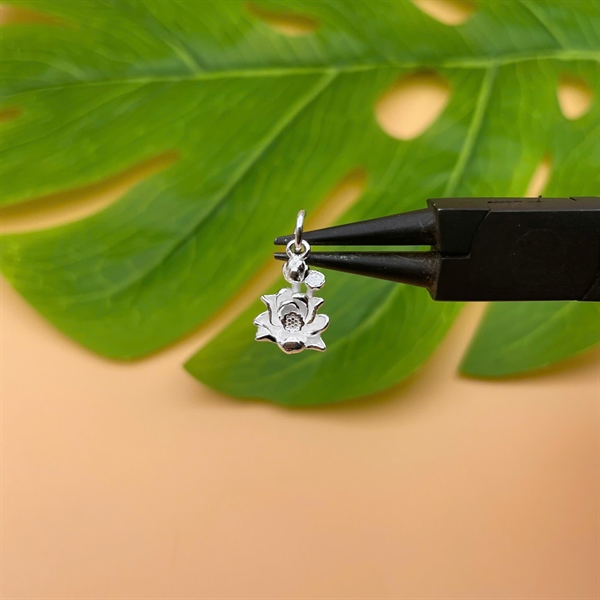 Móc treo hoa, búp và đài sen CB1635