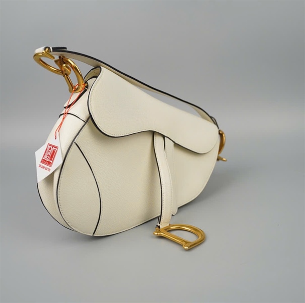 Túi Dior Saddle trắng (01-RU-0129) sz24 KG+
