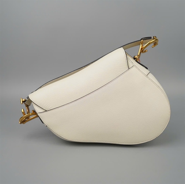 Túi Dior Saddle trắng (01-RU-0129) sz24 KG+