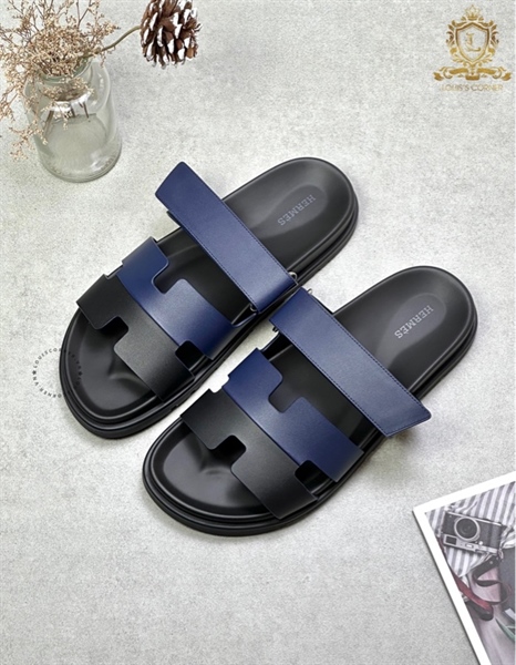 Sandal Hermes Chypre đen / navy trơn