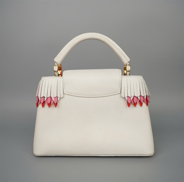 Túi LV Capu trắng tua rua (AH3177) sz26 (BMC) KG+