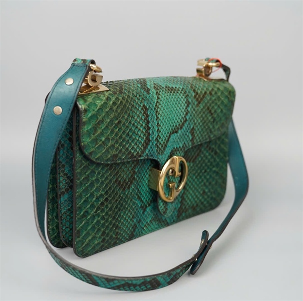 Túi GG da trăn màu xanh (277522525040) sz26 KG+