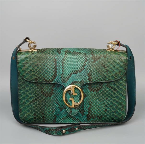 Túi GG da trăn màu xanh (277522525040) sz26 KG+