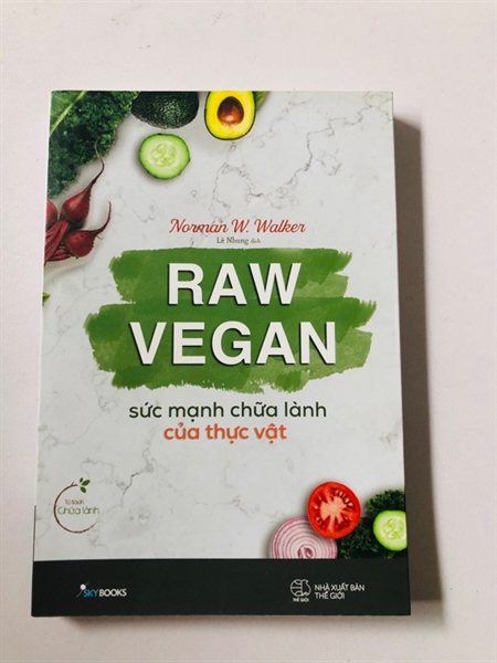 SỨC MẠNH CỦA CHỮA LÀNH CỦA THỰC VẬT ( sách dịch)- 218 trang, nxb: 2020- sách còn khá là mới