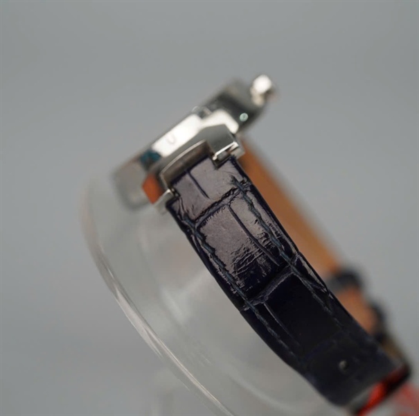 Đồng hồ LV mặt tròn dây xanh đen (UA6335QA116) (LTB) KG+