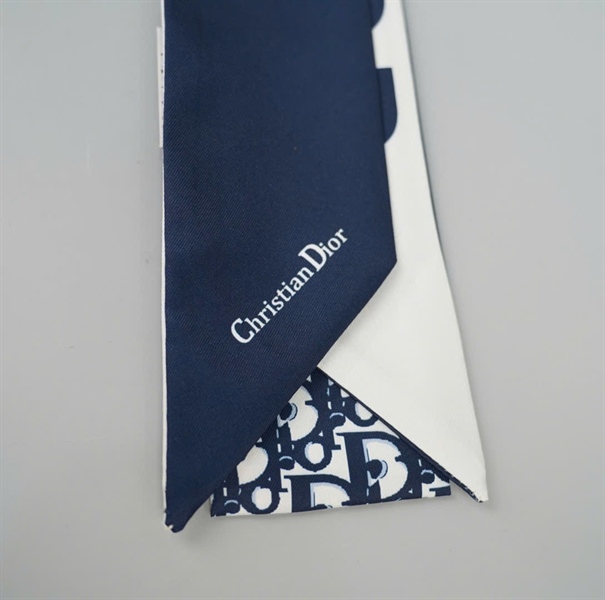 Khăn Dior xanh đậm (HC)+