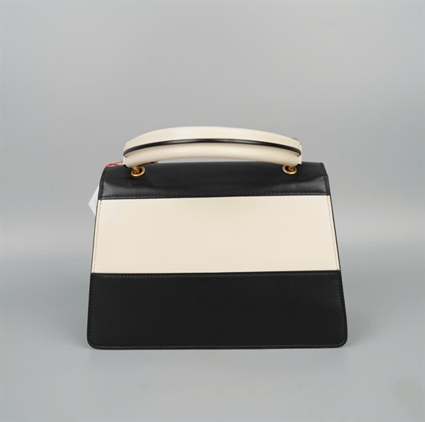 Túi GG đen phối trắng khóa con ong (476541493075) sz23 KG+