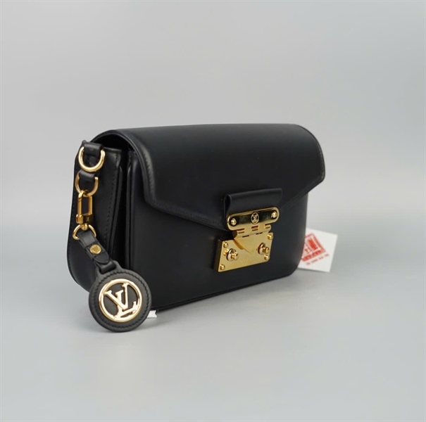 Túi LV Swing đen lòng hoa nâu kèm charm 2 strap sz20 (HC) +
