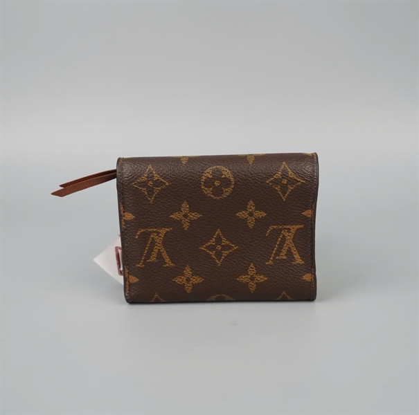 Ví LV hoa nâu nút vàng (LT) KG+