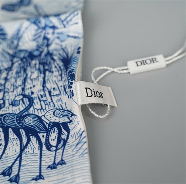 Khăn Dior xanh in hình con cò (HC)+