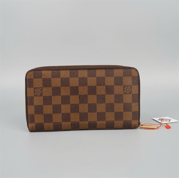 Ví LV ô vuông khóa zip (LT) KG+