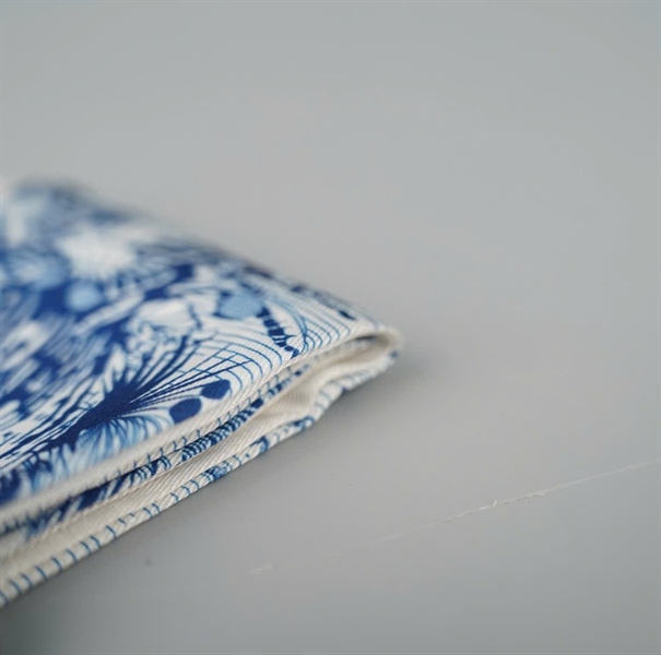 Khăn Dior xanh in hình con cò (HC)+