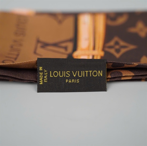 Khăn LV hoa nâu (HC)+