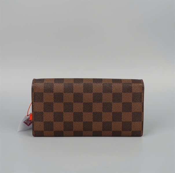 Ví LV ô vuông nút vàng (LT) KG+