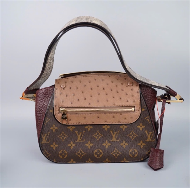 Túi LV hoa nâu nắp da đà điểu sz26 (HC) +