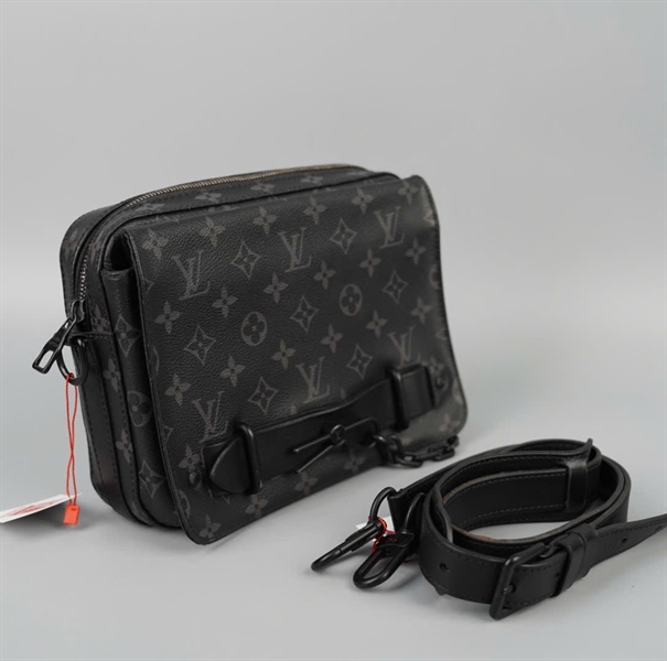 Túi LV hoa đen sz23 (BQ) KG+