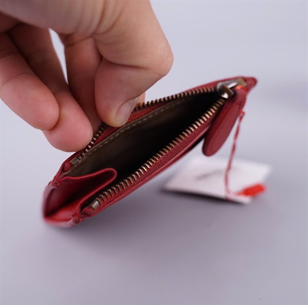 Ví Bottega đỏ có zip (BQ) KG+