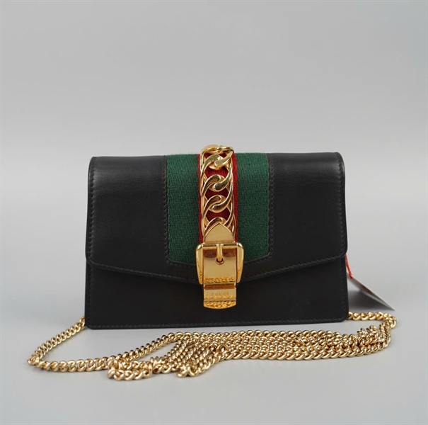 Túi GG Sylvie màu đen sz17 (BQ) KG+