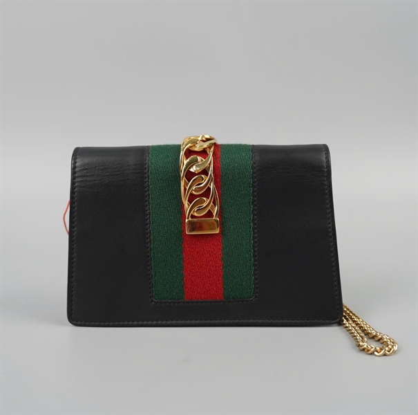 Túi GG Sylvie màu đen sz17 (BQ) KG+