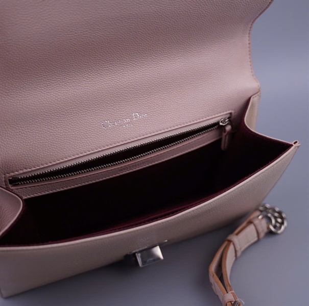 Túi Dior Woc màu hồng nude sz25 (BQ) KG+