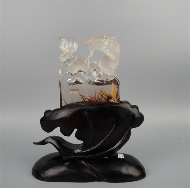 Tác phẩm rồng thạch anh tóc vàng (546674) +