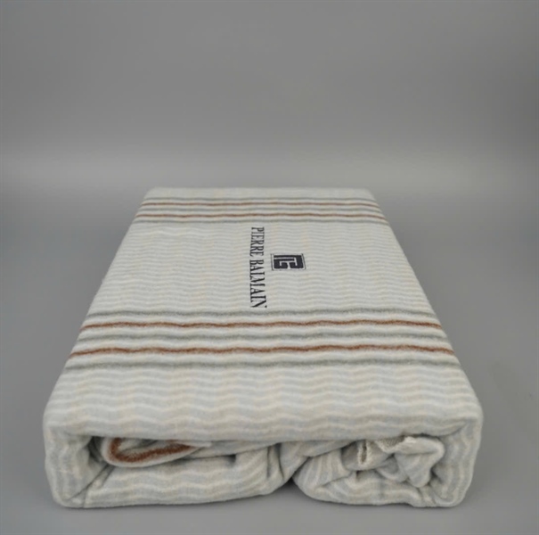 Chăn mền Pierre Balmain xám +