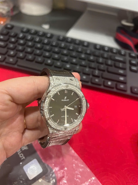 Đồng hồ Hublot mặt tròn quai đen (148143) (HC)+