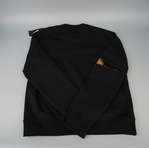 Áo thun Fendi dài tay màu đen +