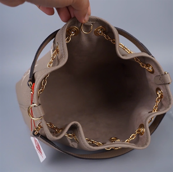 Túi LV Nóe nền nude hoa trắng kèm ví sz28 KG+