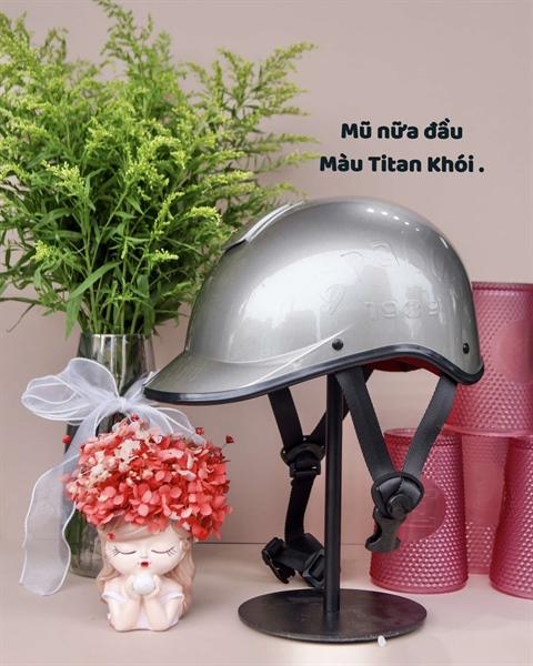 Mũ Nửa Đầu 2025