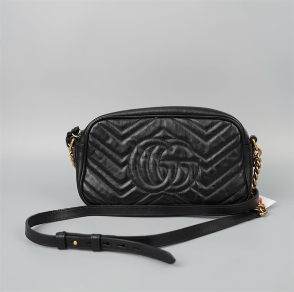 Túi GG đeo chéo màu đen (447632520981) sz23 KG+