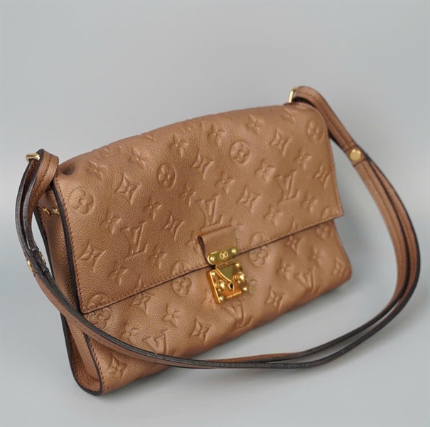 Túi LV hoa nude kèm chìa sz26 KG+