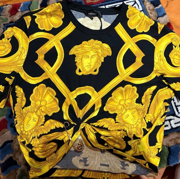 Áo thun Versace vàng (HC)+