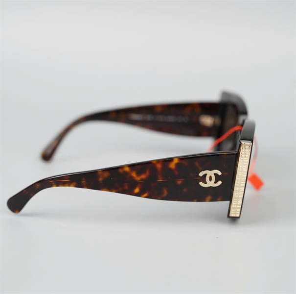 Kính Chanel màu trà (c.714/35322) +